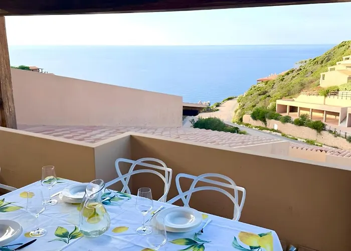 Vakantiehuis Casa Il Bouganville - Sea View Costa Paradiso